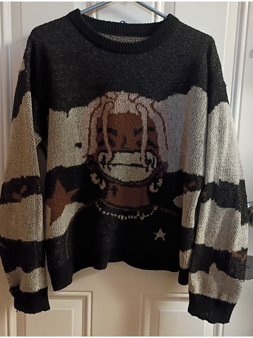 2/$10 Oversized Black & Grey Anime Rapper Knit Sweater Medium